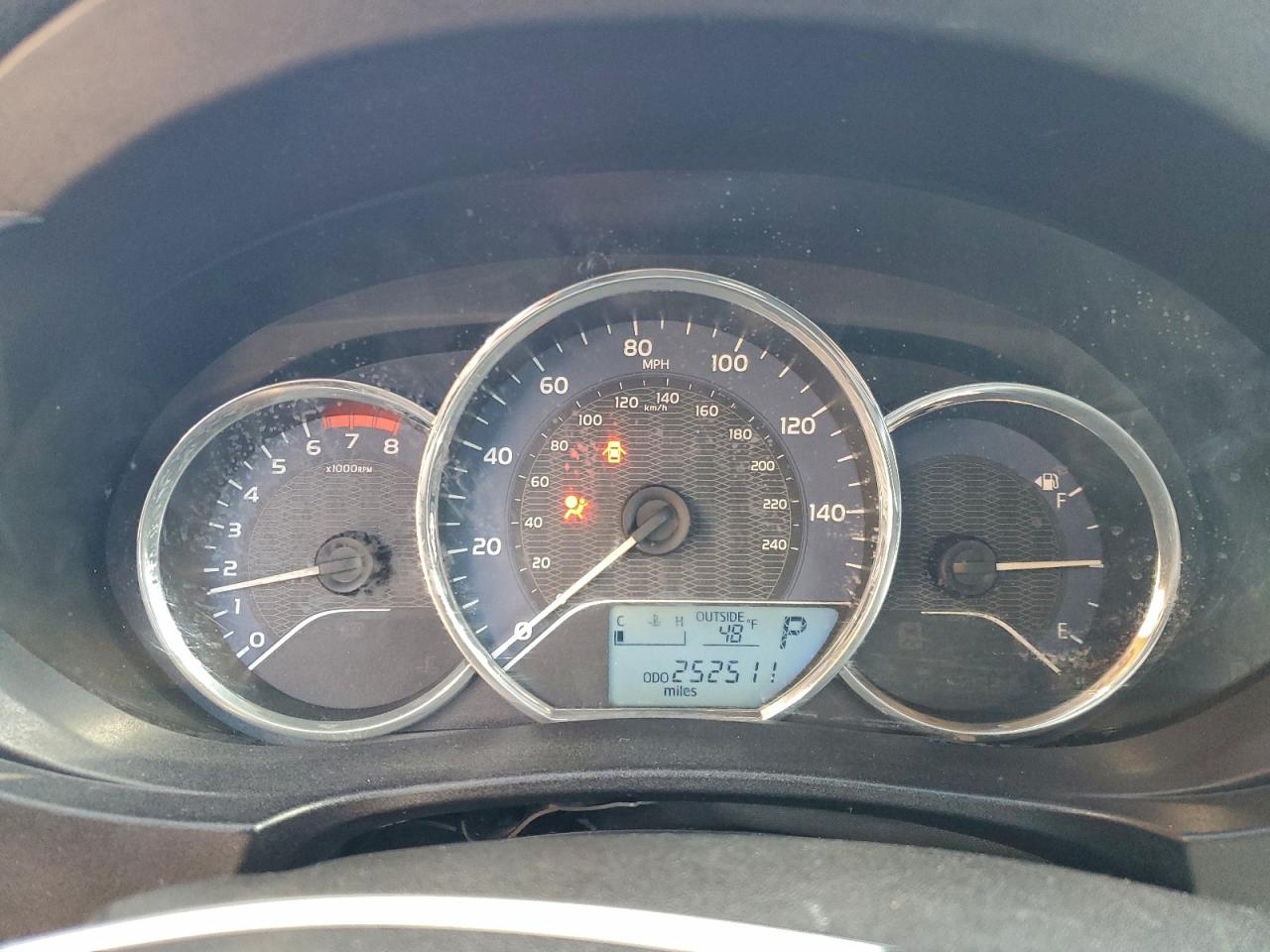 Toyota Corolla L Image 6