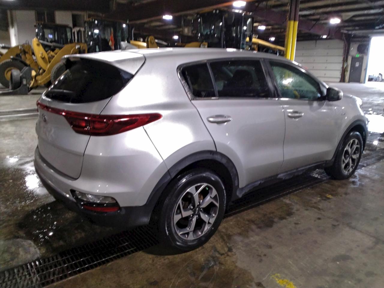 Kia Sportage Lx Image 3