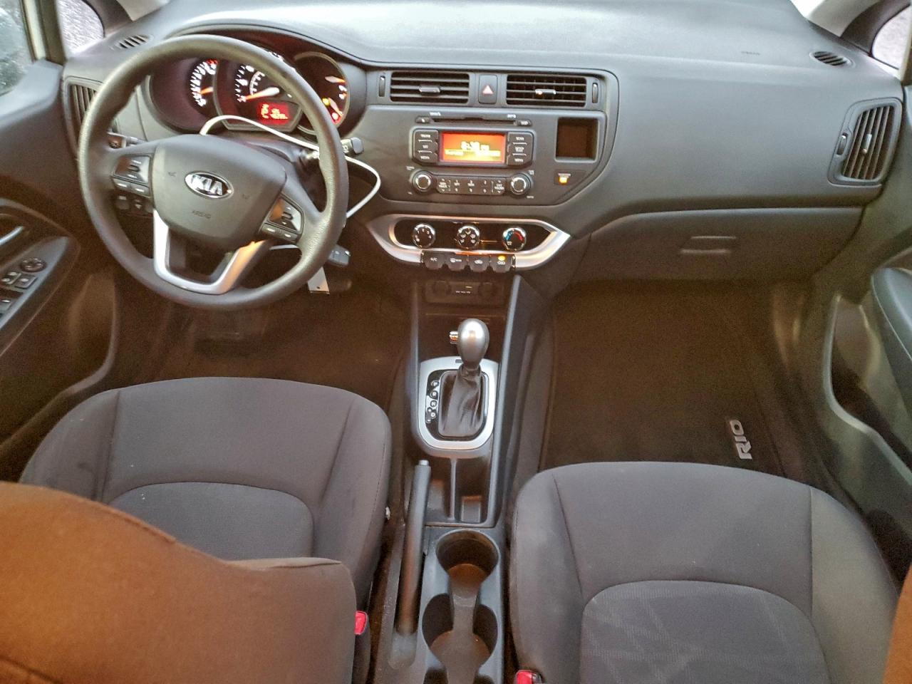 Kia Rio Lx Image 2