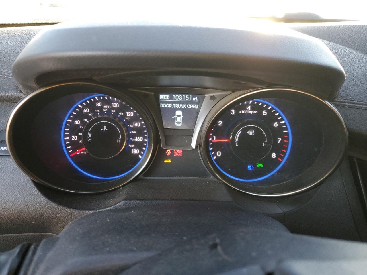 Hyundai Genesis 3.8l Image 5