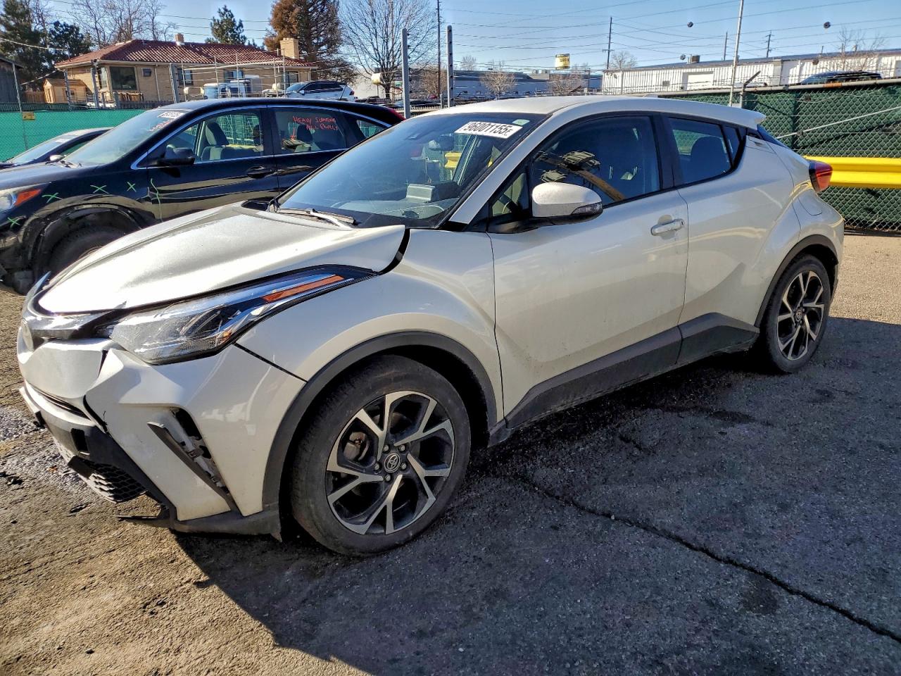 Toyota C-HR Xle Image 1