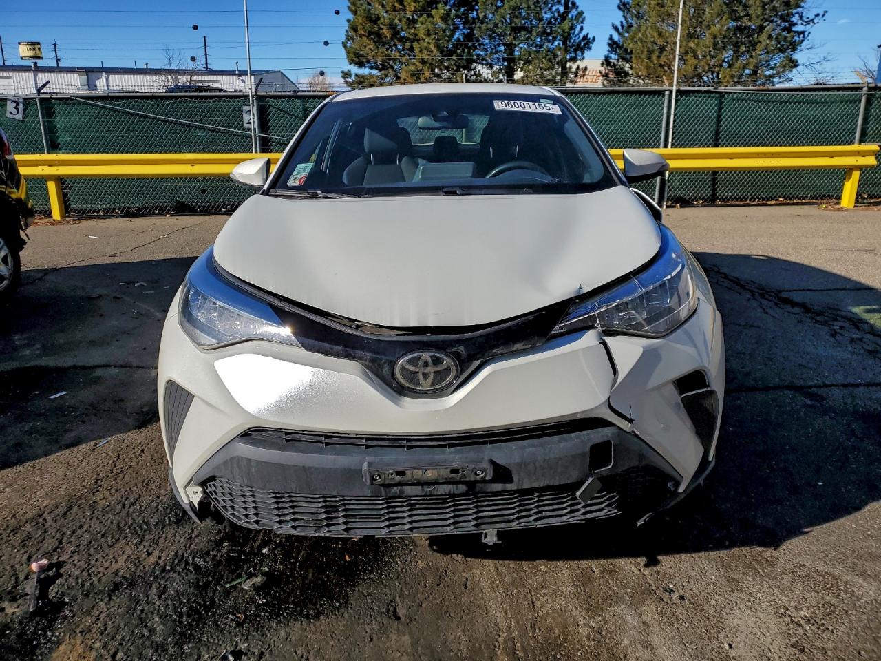 Toyota C-HR Xle Image 6