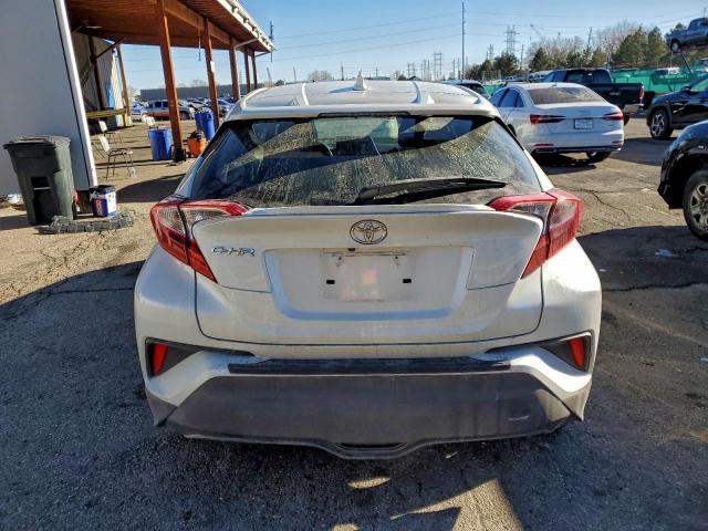 Toyota C-HR Xle Image 9