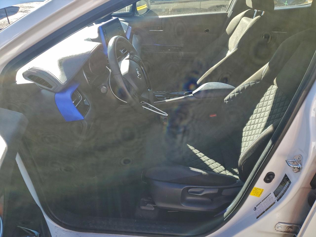 Toyota C-HR Xle Image 12