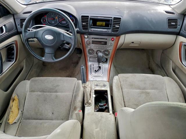 Subaru Legacy Outback 2.5i Image 12