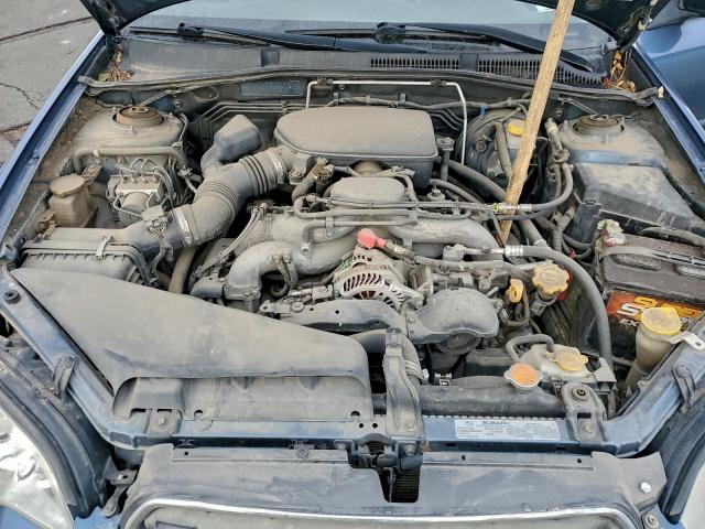 Subaru Legacy Outback 2.5i Image 6
