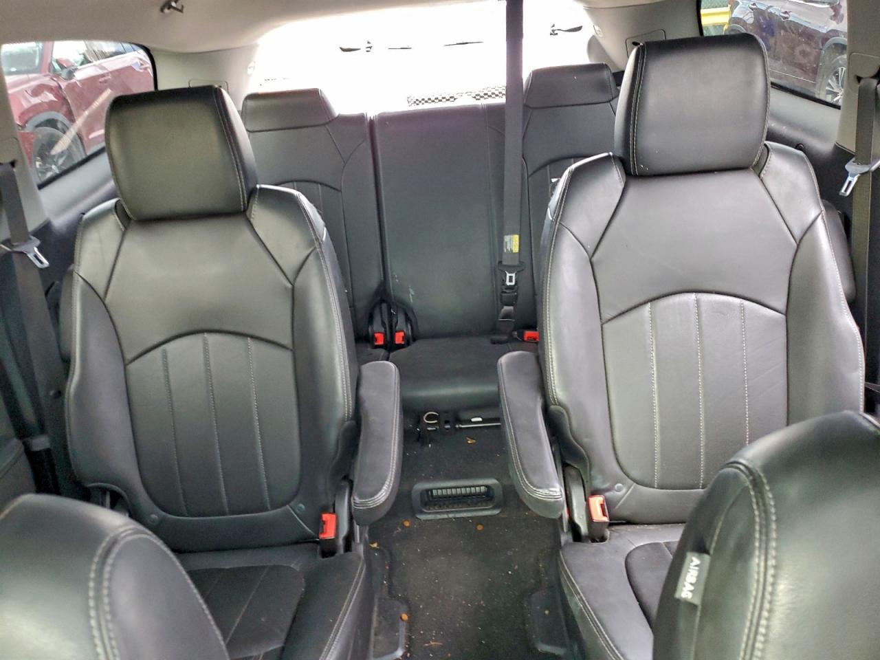 Buick Enclave Image 3