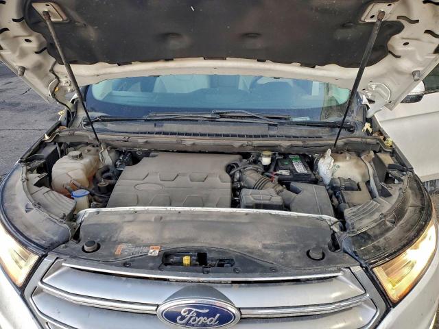 Ford Edge Titanium Image 7