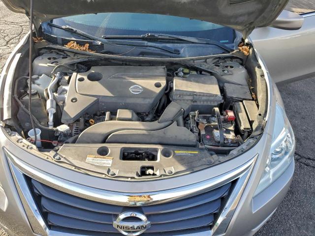 Nissan Altima 2.5 Image 13