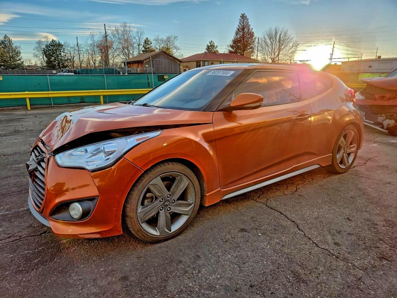 Hyundai VELOSTER Turbo Image 1