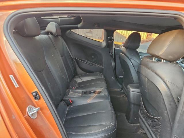 Hyundai VELOSTER Turbo Image 6