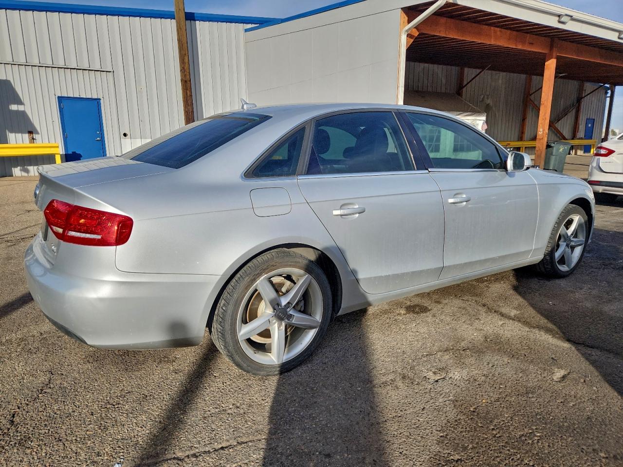 Audi A4 Premium Image 11
