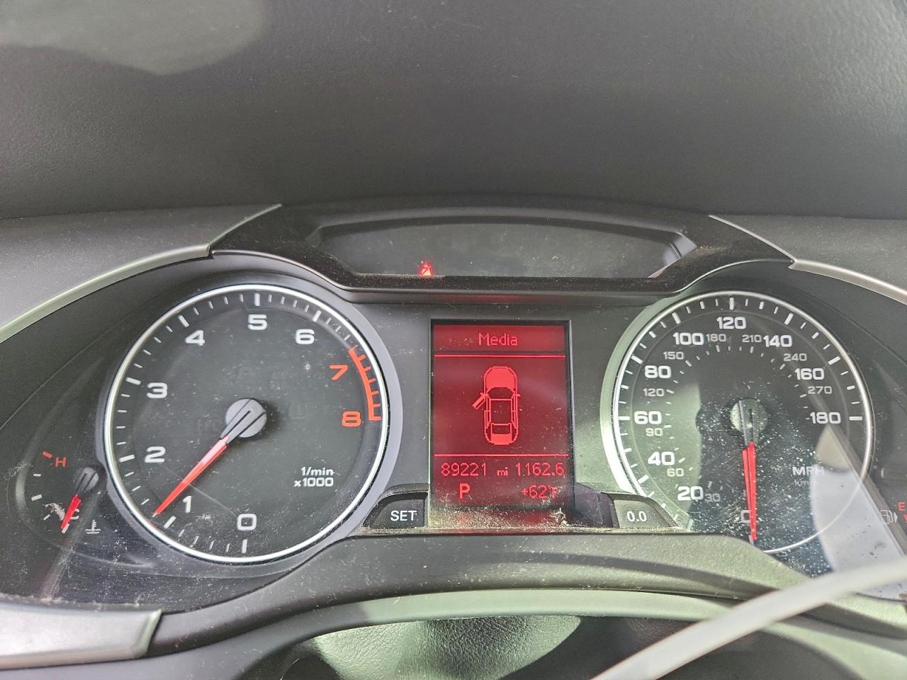 Audi A4 Premium Image 3