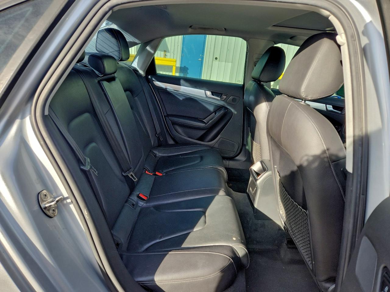 Audi A4 Premium Image 9