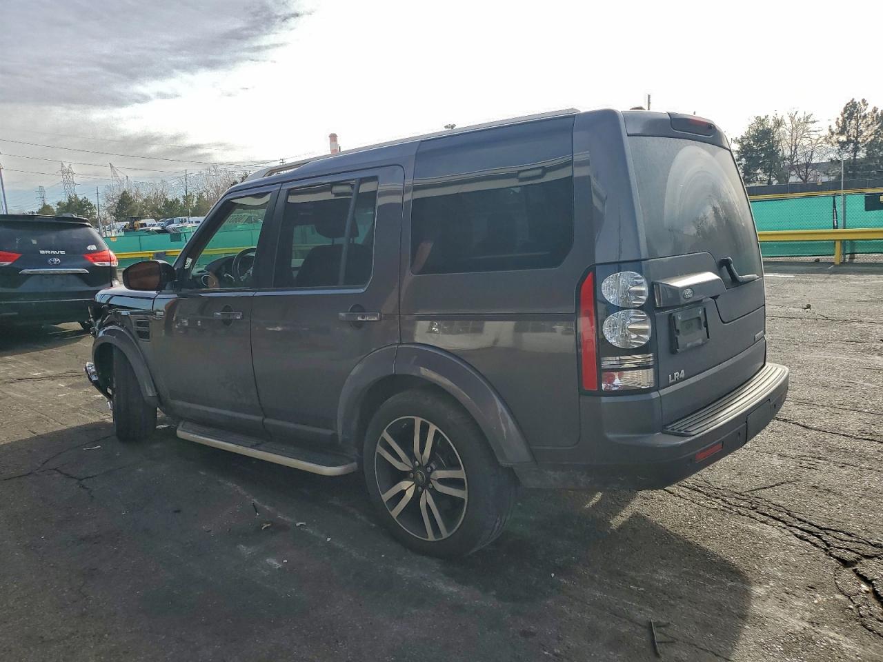 Land Rover LR4 Hse Luxury Image 3