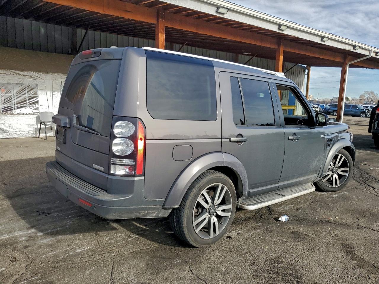 Land Rover LR4 Hse Luxury Image 8