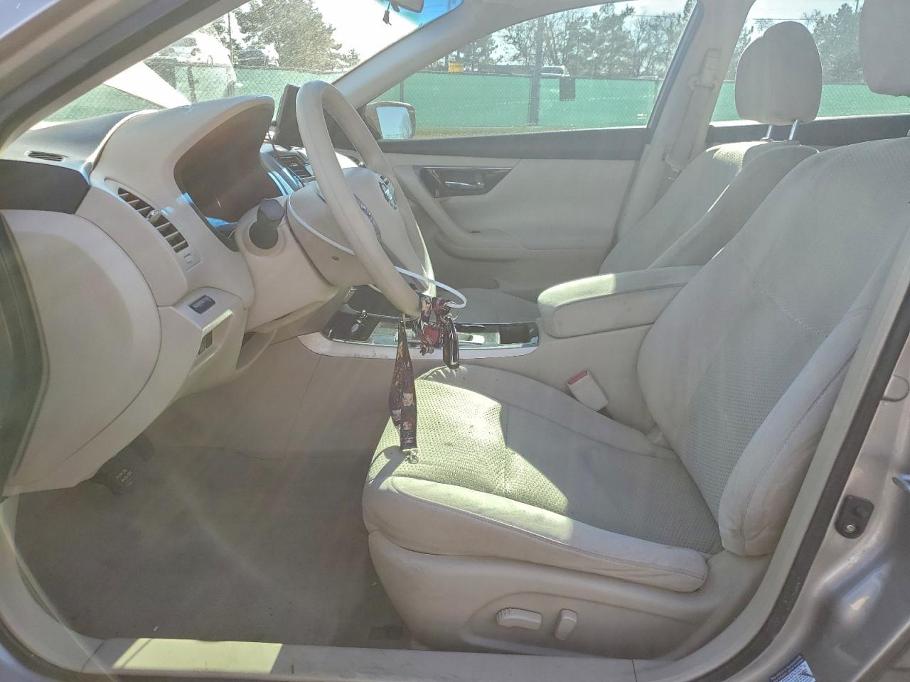 Nissan Altima 2.5 Image 10