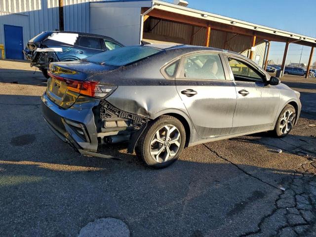 Kia Forte Fe Image 2