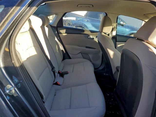 Kia Forte Fe Image 10