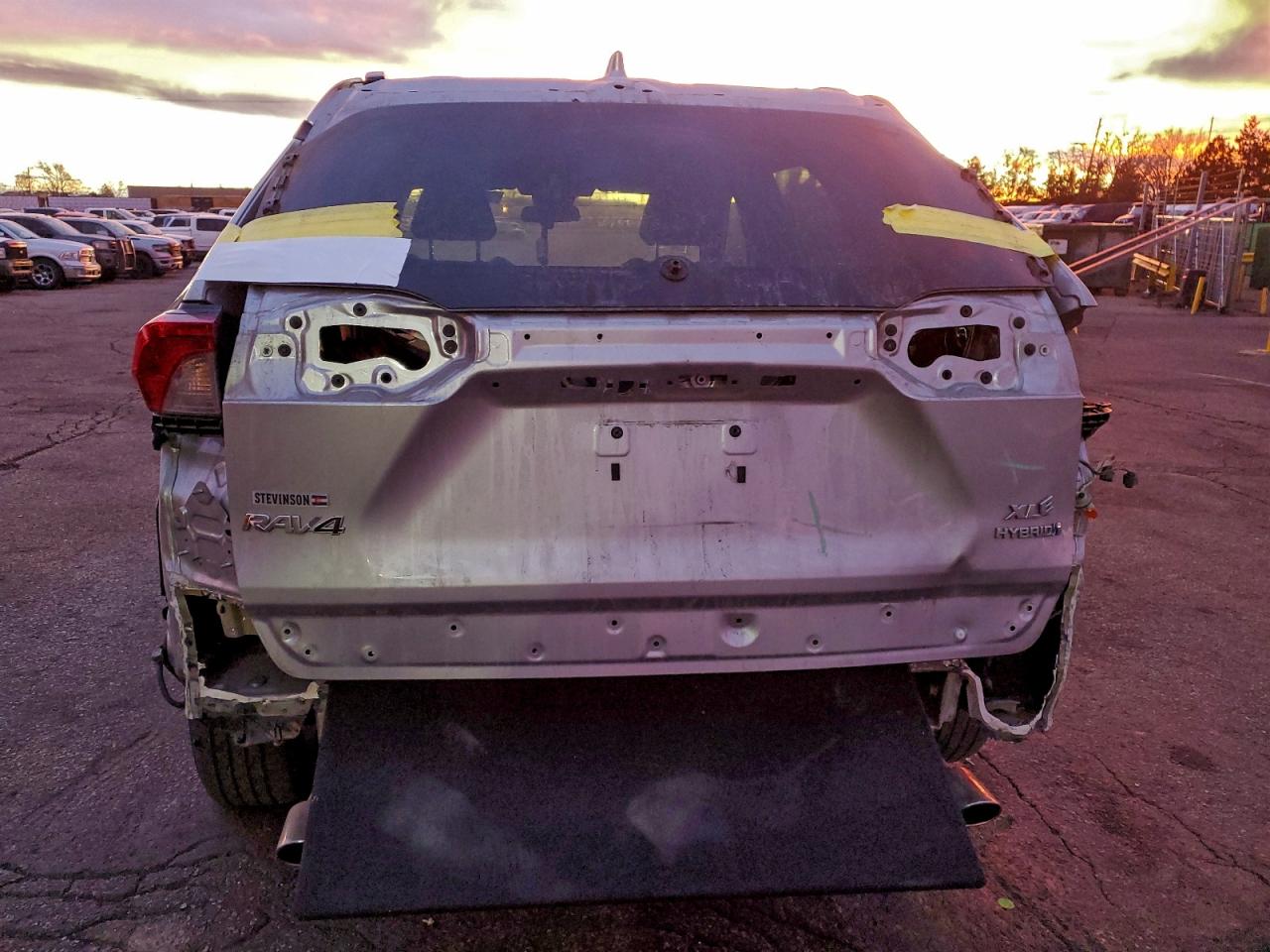 Toyota RAV4 Xle Image 11