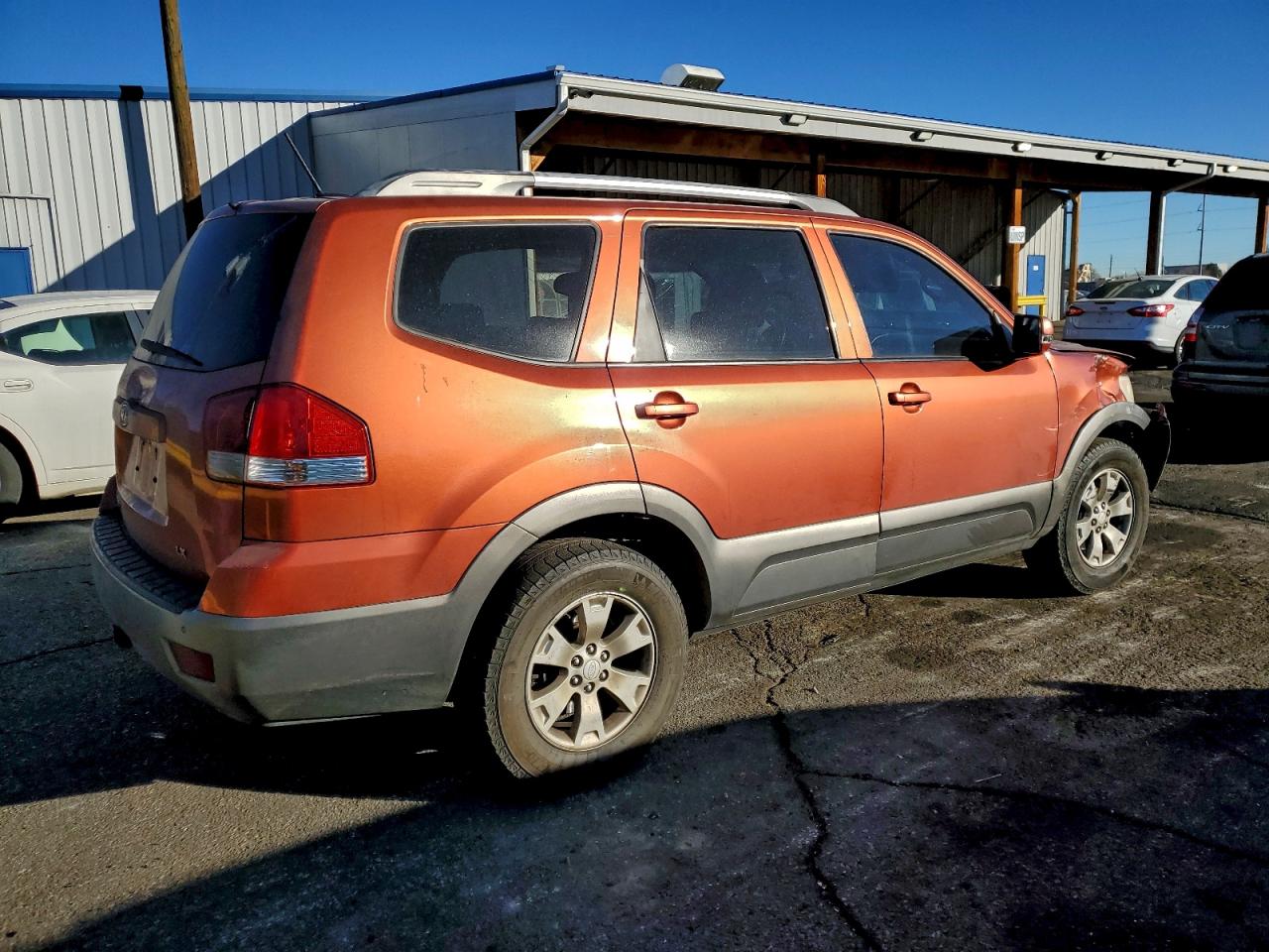 Kia Borrego Lx Image 3