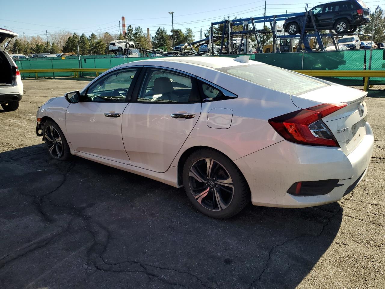 Honda Civic Touring Image 3