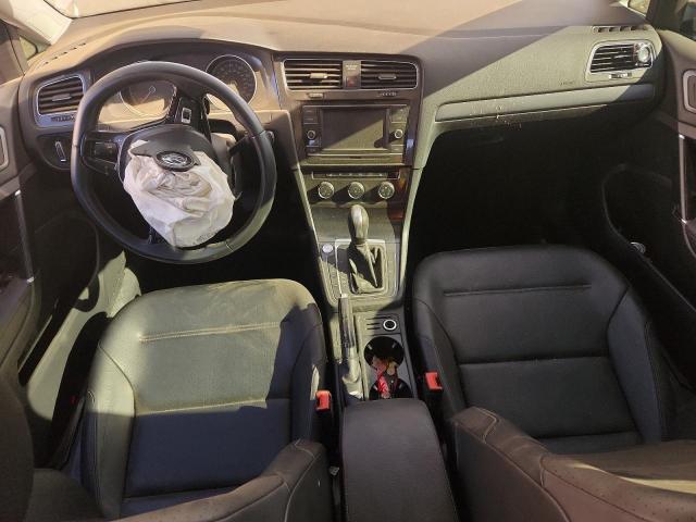 Volkswagen Golf Image 11