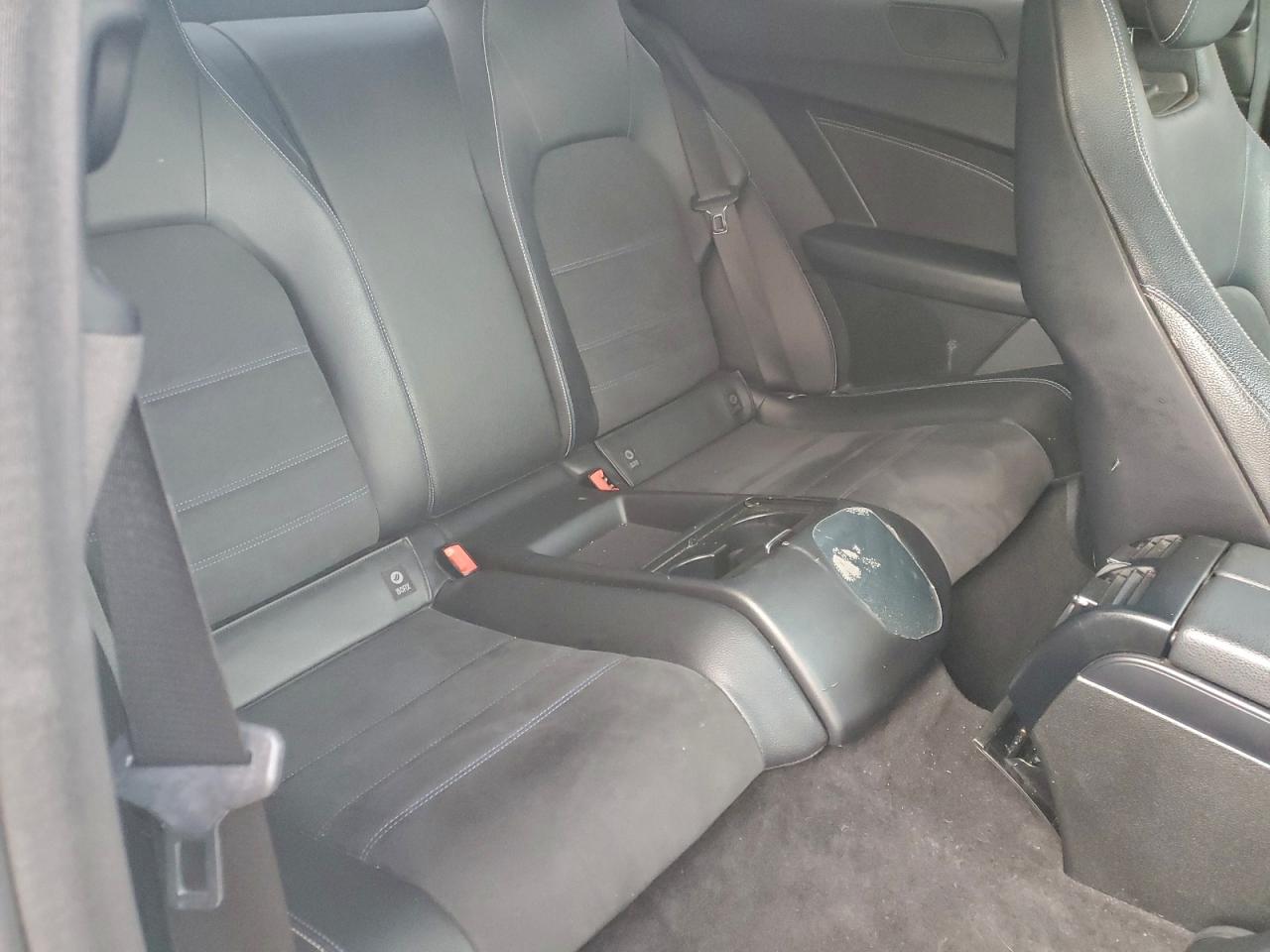 Mercedes-Benz C-Class 350 4matic Image 5