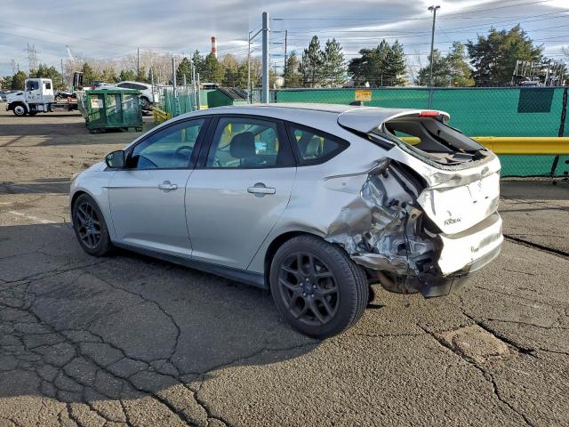 Ford Focus Se Image 6