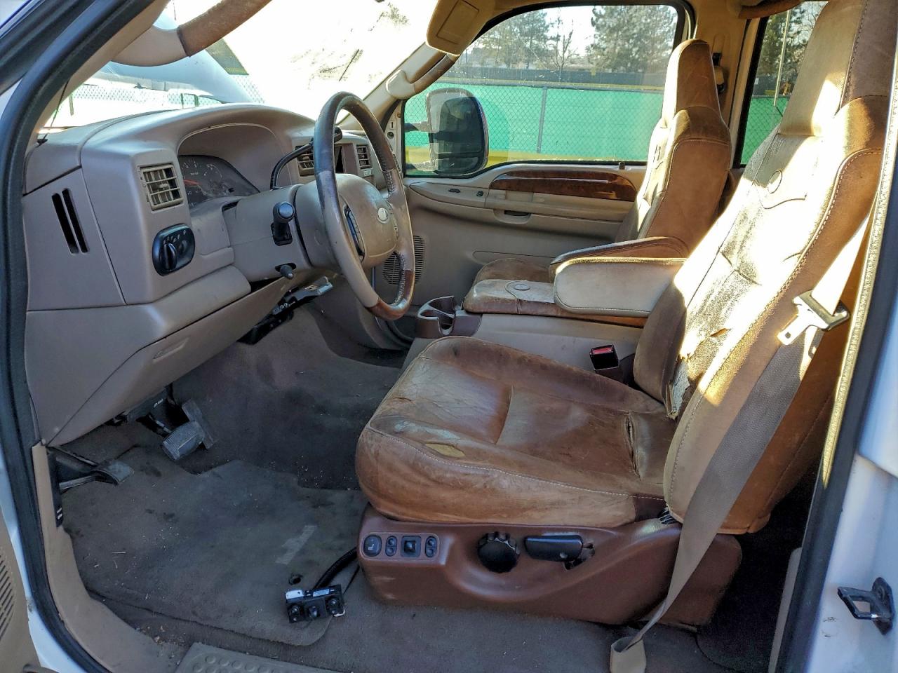 Ford F-350 Srw Super Duty Image 3