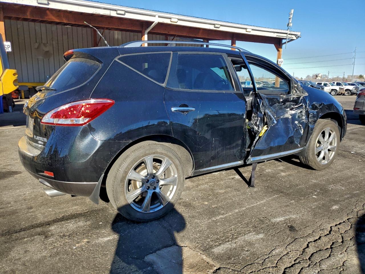 Nissan Murano S Image 2