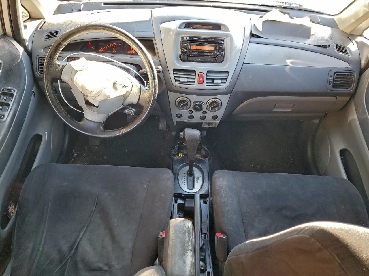 Suzuki Aerio S Image 9