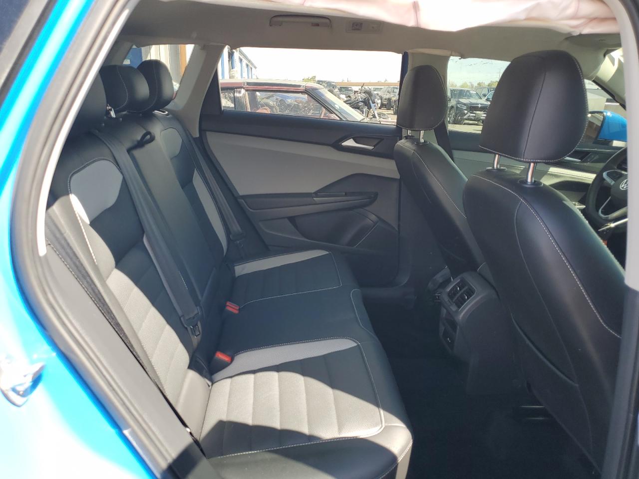 Volkswagen Taos Sel Image 6